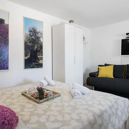 Casa de hóspedes Babina - King & Queen 3*