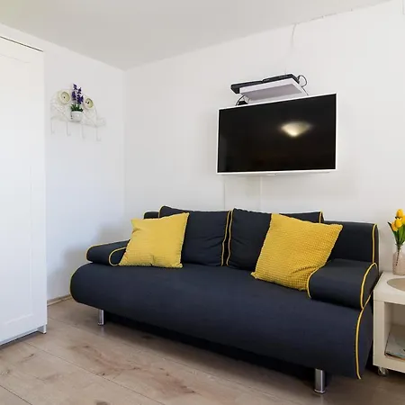 Babina - King & Queen Guest house